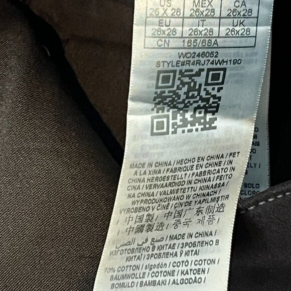 Guess Black Rhinestone Logo Jeans Women’s 2 / 26 High Rise Straight Leg Denim - Picture 10 of 10